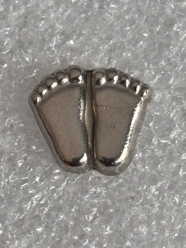 Pin petit pied bébé - petit,