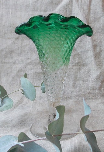 Ancien petit vase verre a - petit,