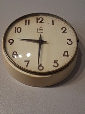 Ancienne Pendule JAPY En Métal Beige Vintage