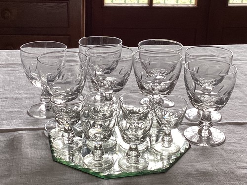 Verres pied des - pied,