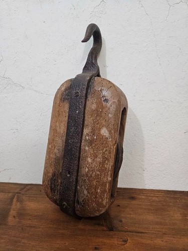 Ancienne poulie bateau - de,
