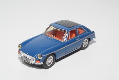B100 matchbox dinky - matchbox,