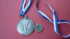 MEDAILLE  PETANQUE / FANNY   * DIAMETRE =5 CM *
