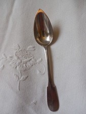 Cuillere dessert - cuillere, a