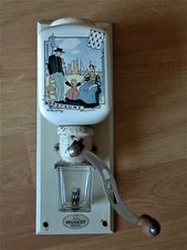 Moulin A Café Mural Peugeot - freres ,,,Sarreguemines---- "Bretagne"