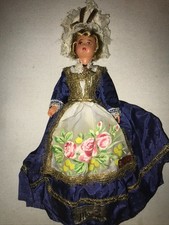 Vds vintage poupée Régionale