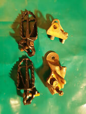 Kit cale pieds avec patte de fixation béquille HONDA 450 CRF HM de 2003