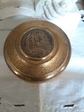 ancienne boite a savon ou talc ? Macaron central oiseaux vintage