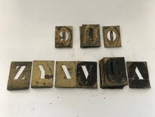 Anciens pochoirs Alphabet en