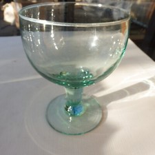 GRAND VERRE OU RINCE RAISIN