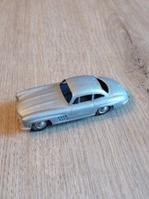 MARKLIN voiture  Mercedes Benz 300 SL N° 8019  