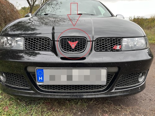 Grille centrale avant cupra - avant,