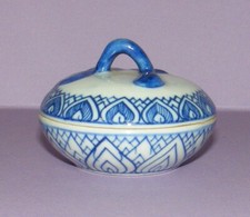 BOITE PILULES PORCELAINE