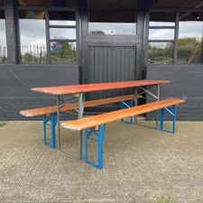 Ensemble Table Et Bancs À