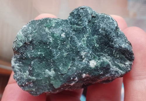 56.9gr 49x31x30mm émeraude du
