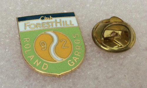 Pin tennis roland - pin's, garros