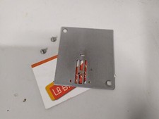 plaque glissière  pour machine a coudre Electrolux 4121