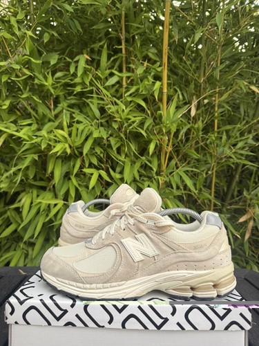 New balance 2002r - new,