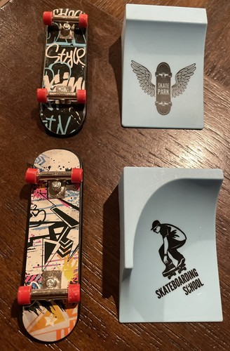 Skate brand fingerboard - skate,