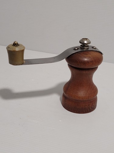 Moulin poivre bois - a,