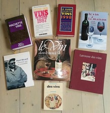 LOT DE 8 LIVRES SUR LE VIN