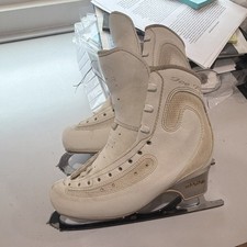 Edea Ice Fly Figure Skates