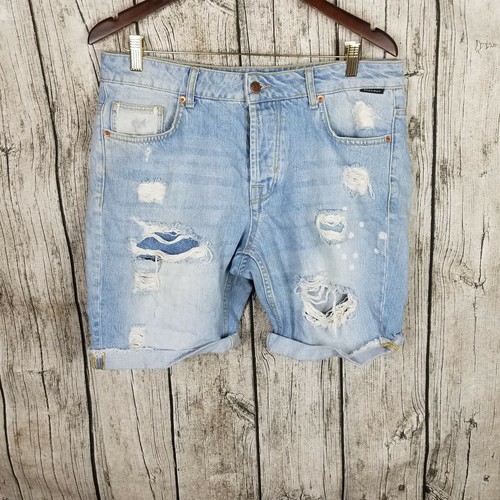 Zara man destroyed - destroyed, short
