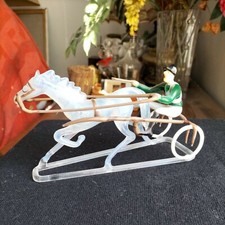 Sujet jockey avec cheval trotteur de Murano