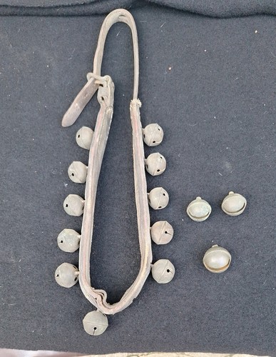 Ancien collier cuir 12 - collier, à