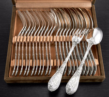 PUIFORCAT :  Prestigieuse Ménagère Argent massif ép. Art Nouveau mod. IRIS 25pcs