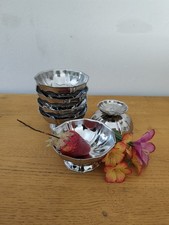 Coupelles en inox anciennes