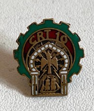 Médaille, broche, pucelle, insigne militaire Miniature CRT 10 Algérie