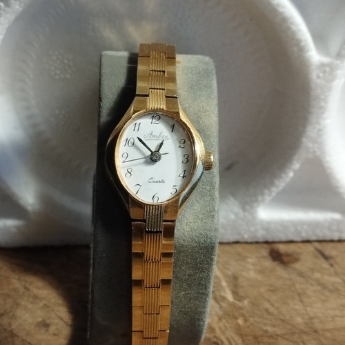 Montre ambre dorée quartz - ambre,