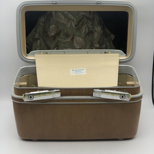 Samsonite travel vanity case - vanity,