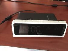 RADIO REVEIL STATION METEO OREGON SCIENTIFIC QW201 . A INDUCTION .