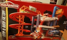 MAJORETTE stunt heroes circuit