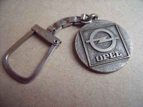 Porte clé automobile opel - clé,