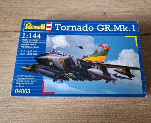 Revell avion chasse tornado - de,