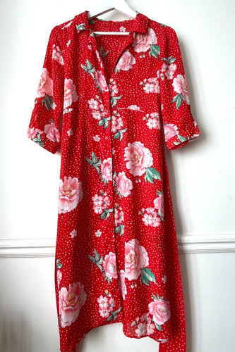 Robe rouge fleur - robe, avec