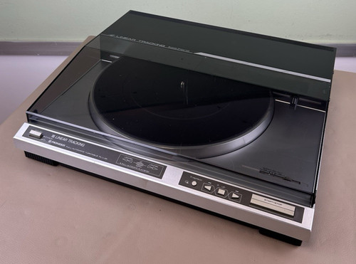 Pioneer l33 turntable - pioneer,