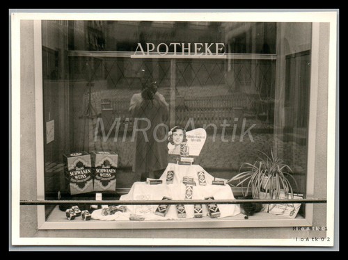 Photo après guerre vitrine - photo,, après-guerre,