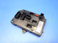 PEUGEOT 407 BOITIER ATTACHE