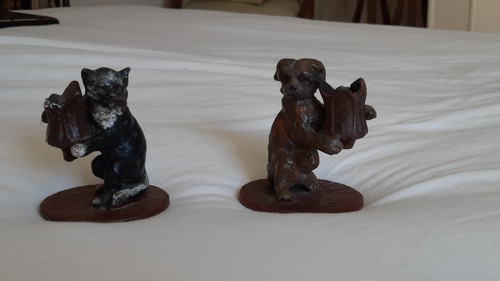 Figurines serre livres - figurines,