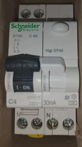 Disjoncteur differentiel dt40 - disjoncteur,