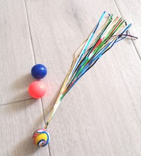 Lot de 3 petites balles rebondissantes dont 1 avec franges brillantes
