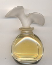 CHLOÉ "LES ARUMS" de KARL LAGERFELD eau de toilette 15 ml  3/4 pleine. Ancien