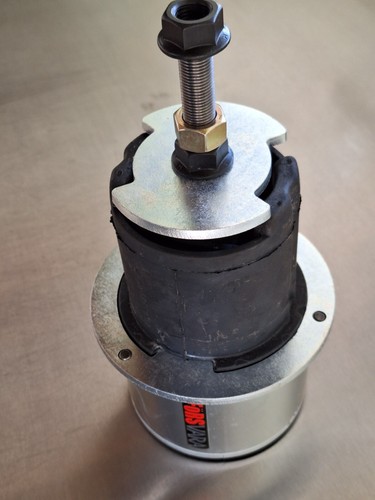 Bmw e32 e34 - bushing, puller