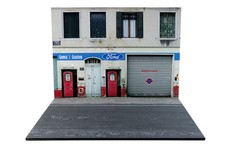 #18-2-F-F-013 | Diorama FORD