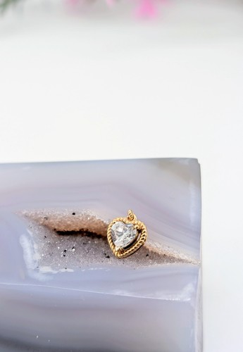 Pendentif coeur serti un - pendentif, d'un