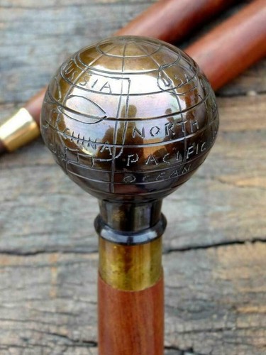 Ancien globe vintage - en, laiton